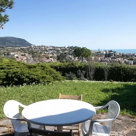 N111 - Numana, Singola Con Giardino E Vista Mare
